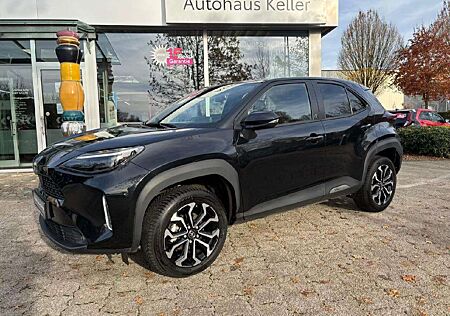 Toyota Yaris Cross Hybrid FWD Team Deutschland