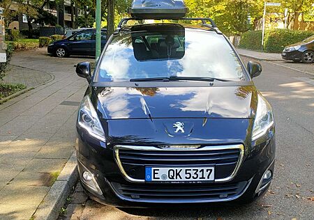 Peugeot 5008 Top Familien Auto 2.0 e 150 PS 7 Platz