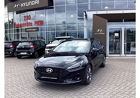 Hyundai i30 Kombi (MY25) 1.0 T-GDI 100PS 7-DCT 2WD Advantage E