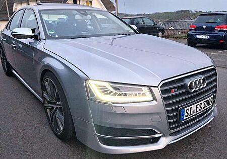 Audi S8 4.0 TFSI quattro*Bang&Olufsen*Matrix*Nachtsicht360