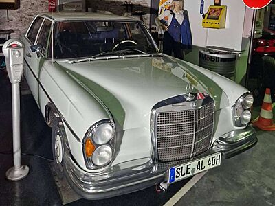 Mercedes-Benz 280 se/8