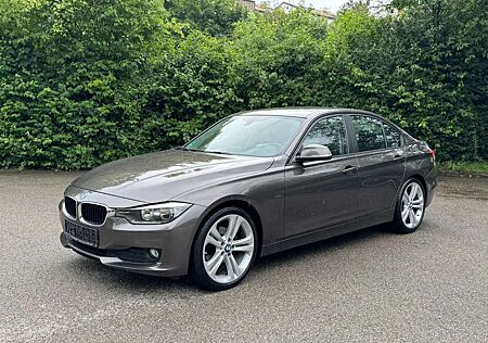 BMW 318 d Luxury Line Automatik Head-Up