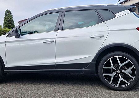 Seat Arona FR-Line DSG AHK Kamera LED Navi