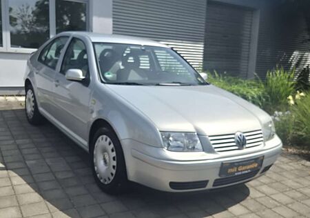 VW Bora Volkswagen 1.6 Comfortline*Klimaautomatik