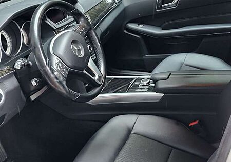Mercedes-Benz E 220 E-Kl. T-Modell Diesel T BlueTEC 9G-TR. Avantgarde