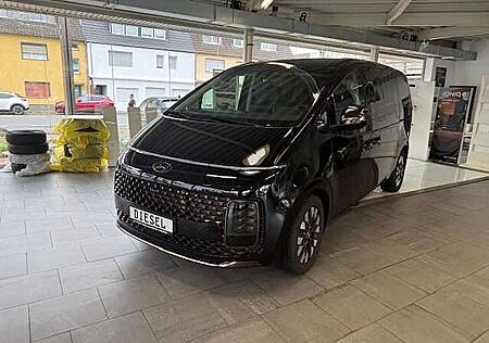 Hyundai Staria DIESEL 2.2 CRDi Allrad Signature