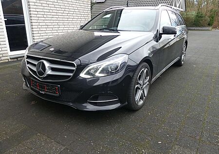 Mercedes-Benz E 300 E-Klasse T-Modell BlueTEC HYBRID Sportpaket Panno