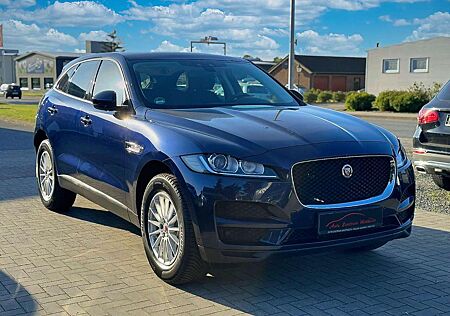 Jaguar F-Pace Pure AWD SHZ TEMPOMAT 1. Hand Scheckheft