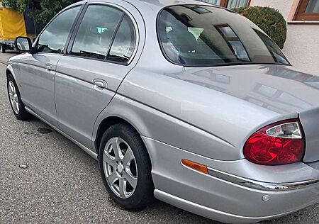 Jaguar S-Type 3.0 V6 Executive