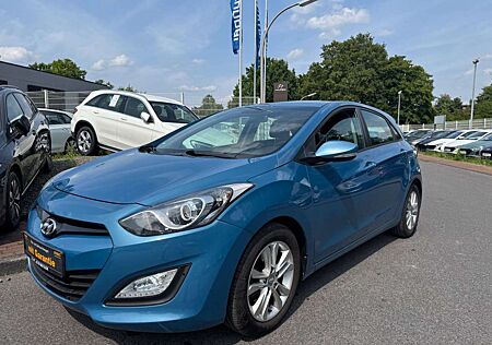 Hyundai i30 2.HD/KLIMAAUT/T.LEDER/8XALU/SHZ/PDC/SERVICE-NEU
