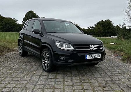 VW Tiguan Volkswagen 2.0 TSI 4Motion Automatik Track & Field