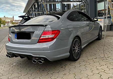 Mercedes-Benz C 180 Coupe (BlueEFFICIENCY) 7G-TRONIC