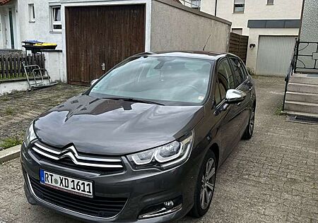 Citroën C4 Citroen PureTech 110 2015 (1.2 110HP)