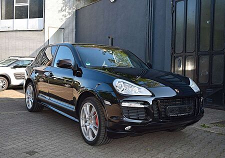 Porsche Cayenne GTS Pano Sportabgasanlage Bose AHK Luftfederung