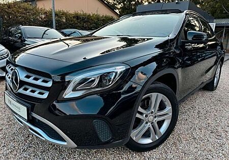 Mercedes-Benz GLA 250 4Matic AHK*Pano*Navi*Kamera*ACC*Memory