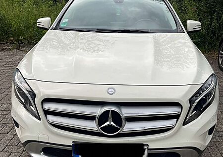 Mercedes-Benz GLA 180 (CDI) d Urban