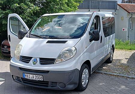 Renault Trafic 2.0 dCi 115 Combi L2H1
