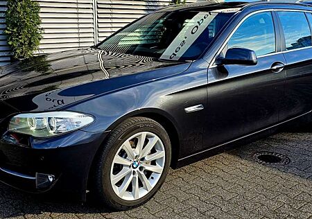 BMW 525 d Touring Voll Panorama HedUp AHK Leder Soft