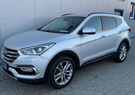 Hyundai Santa Fe 2,2 blue Premium 4WD LEDER 360° AHK KEY