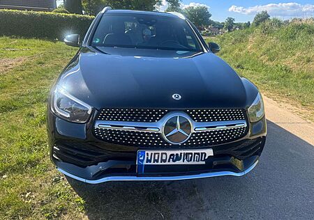 Mercedes-Benz GLC 220 GLC Diesel d 4Matic 9G-TRONIC AMG Line