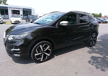 Nissan Qashqai Tekna+*NAVI*BOSE*LEDER*LED*Panoramad.*Keyless*360