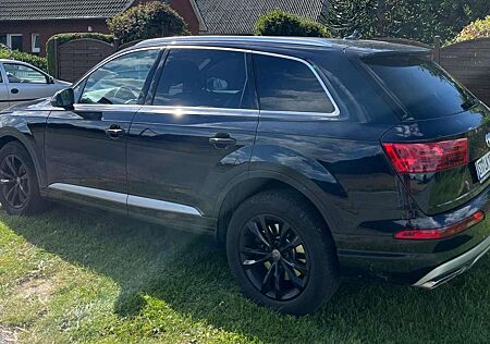 Audi Q7 3.0 TDI ultra quattro tiptronic