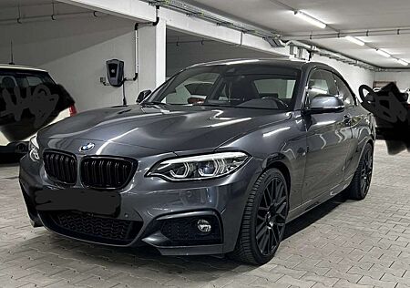 BMW 220i 220 Coupe Aut. M Sport