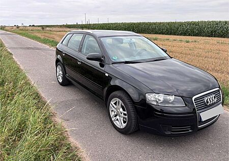 Audi A3 1.6 Attraction