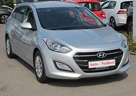 Hyundai i30 cw blue Trend