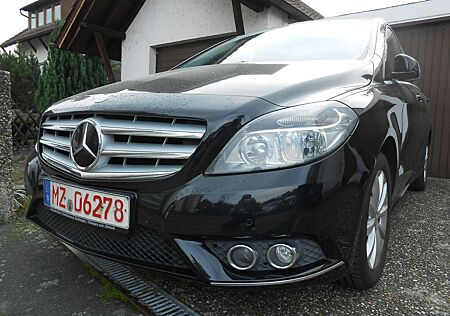 Mercedes-Benz B 180 AHK schwenkbar,Garantie,Navi,Parkhilfe,Tüv neu