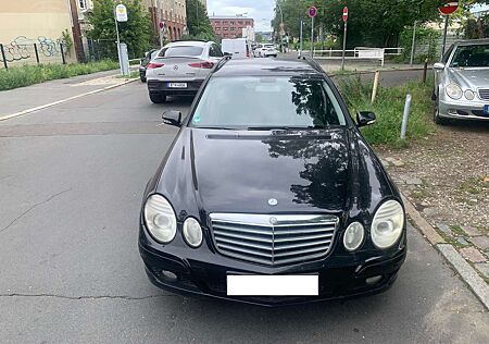 Mercedes-Benz E 220 E220CDI+Automatik+2 Hand+TÜV Hat07.2027+Auto 1A