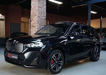 BMW iX1 xDrive30e M Sport Pano HuD 360° H&K 19`