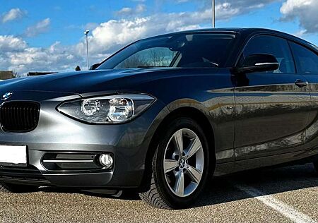 BMW 116i 116 Sport Line, 2. Hand, sehr gepflegt