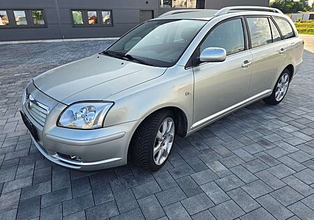 Toyota Avensis 2.0 Executive