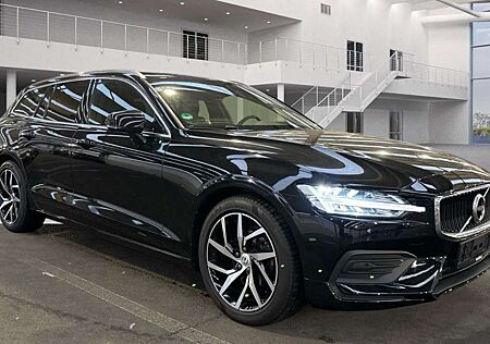 Volvo V60 Momentum Kamera*LED*Leder*Totw+Spur*Winterpa