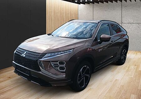 Mitsubishi Eclipse Cross Plug-in Plus Select -Paket