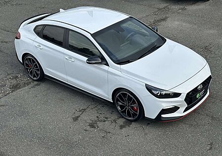 Hyundai i30 Fastback 2.0 T-GDI N Perfomance NAVI LED APP