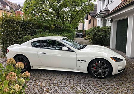 Maserati GranTurismo S