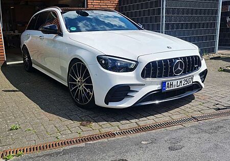 Mercedes-Benz E 220 d T 9G-TRONIC AMG Line Night paket umbau E53