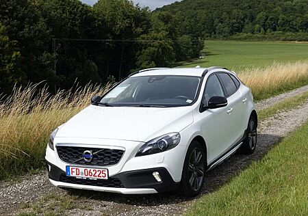 Volvo V40 Cross Country You! / Design Paket