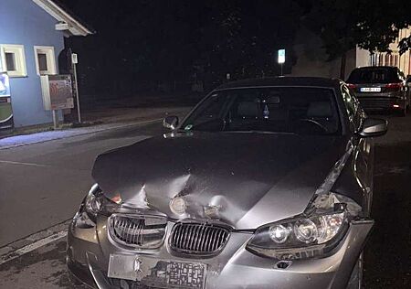 BMW 325 d M-Paket+ACC+S.Dach+Keyless Go+Lichtpaket