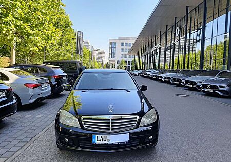 Mercedes-Benz C 180 C-Klasse CGI Automatik BlueEFFICIENCY Avantgarde