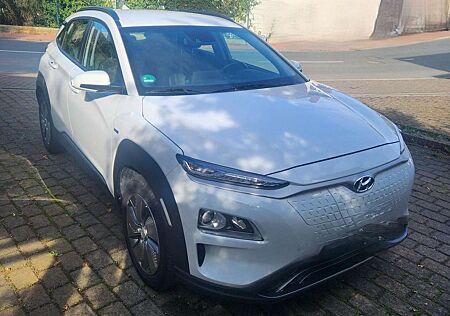 Hyundai Kona EV Trend