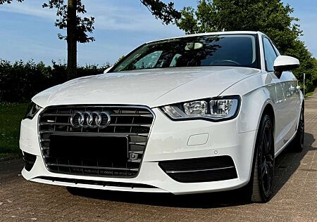 Audi A3 Sportback 1.2 TFSI Attraction