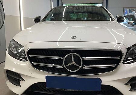 Mercedes-Benz E 300 e 9G-TRONIC AMG Line