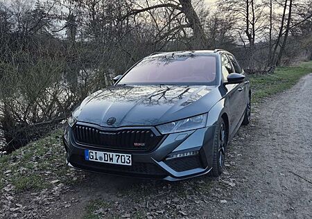 Skoda Octavia RS First Edition Voll Ausstattung