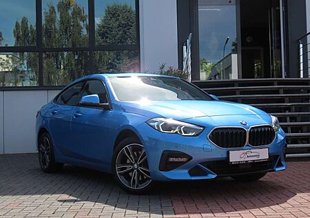 BMW 218 Gran Coupé Sportsitze Ambiente Panorama