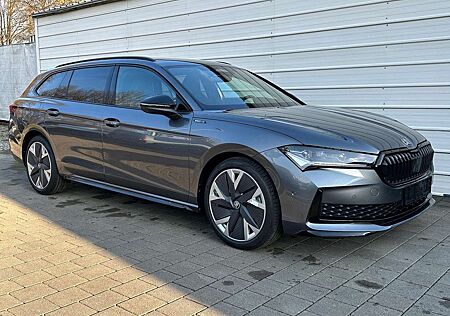 Skoda Superb Combi Sportline Kombi 2.0 TSI DSG 4x4 *HUD*AHK*...