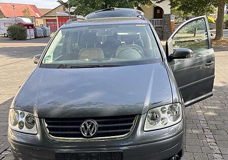 VW Touran Volkswagen Trendline