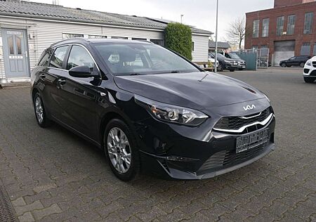 Kia XCeed Ceed SW / cee'd SW Ceed Sportswagon 1.0 TGDI Vision Navi PDC Klima